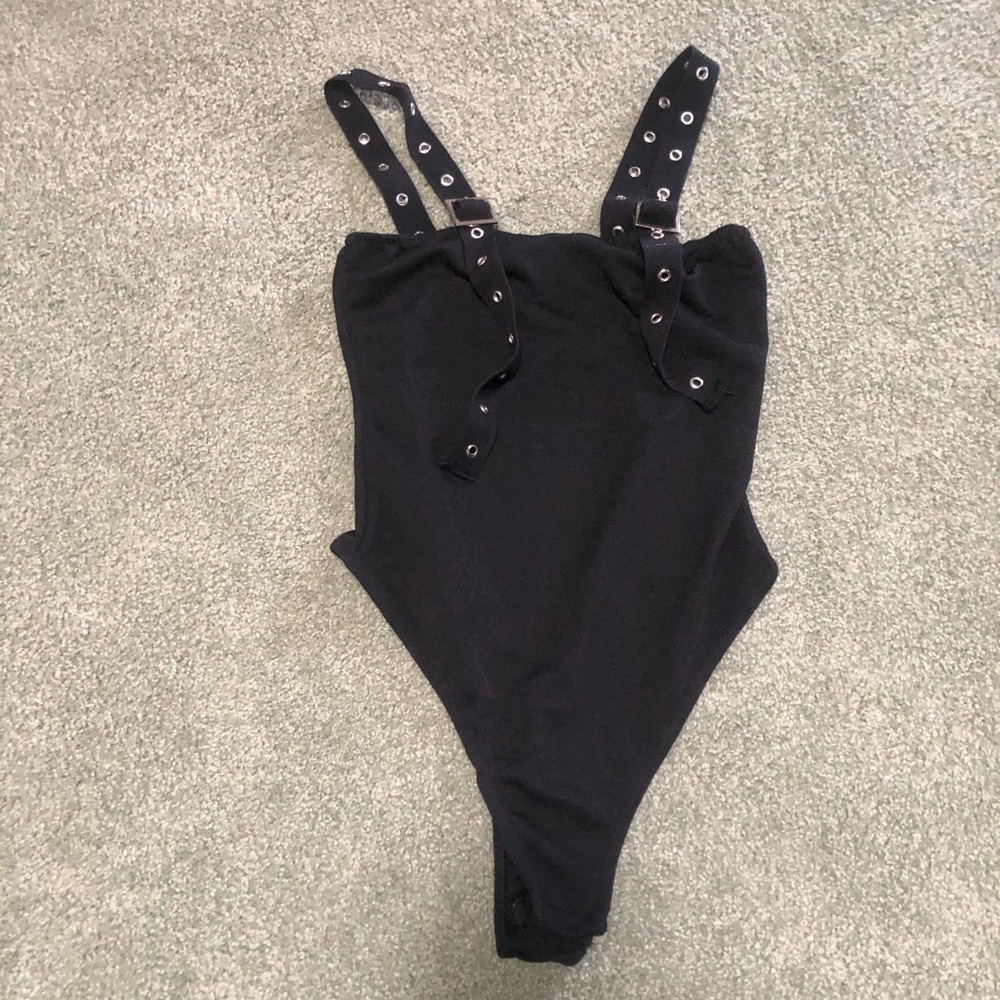 PrettyLittleThing black bodysuit